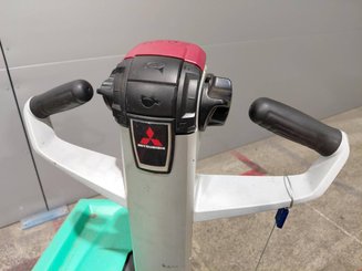 Гидростатический Mitsubishi PBP16N2 - ACCOMPAGNANT