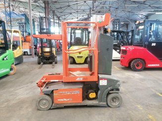 Строительный подъёмник с вертикальной мачтой JLG TOUCAN DUO