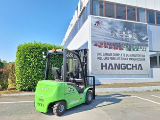 Четырехопорные погрузчики Hangcha XC30i