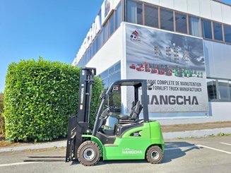 Четырехопорные погрузчики Hangcha XC30i