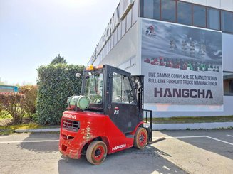 Четырехопорные погрузчики Hangcha XF25G
