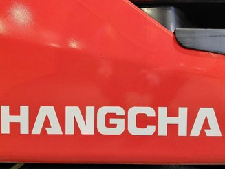 Четырехопорные погрузчики Hangcha XF25G