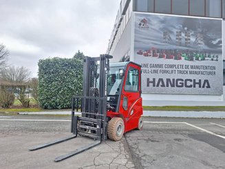 Четырехопорные погрузчики Hangcha A4W25