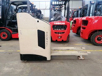 Четырехопорные погрузчики Crown RT3500 - 5