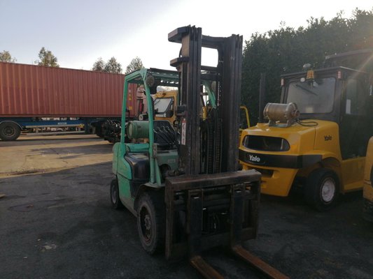 Четырехопорные погрузчики Caterpillar GP30N - 1