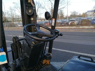 Четырехопорные погрузчики Caterpillar EC25