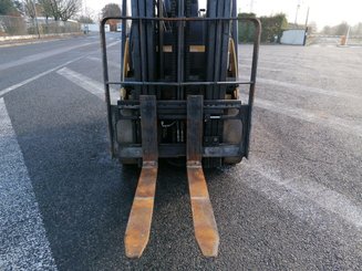 Четырехопорные погрузчики Caterpillar EC25