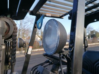 Четырехопорные погрузчики Caterpillar EC25