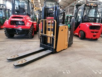 Штабелер Hyster P2.0SD - 1