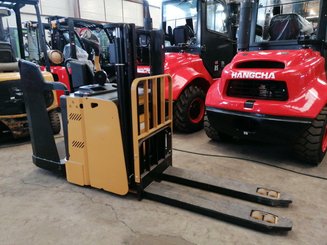 Штабелер Hyster P2.0SD - 1