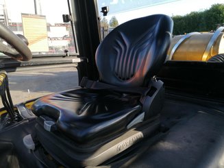 Четырехопорные погрузчики Hyundai 40L-7A