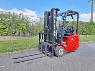 Трехопорные погрузчики Hangcha A3W15