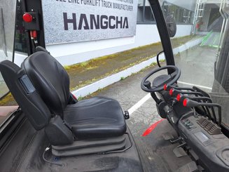 Четырехопорные погрузчики Hangcha XF35G