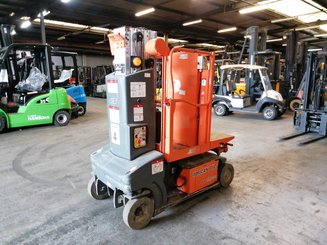 Строительный подъёмник с вертикальной мачтой JLG TOUCAN DUO - 1