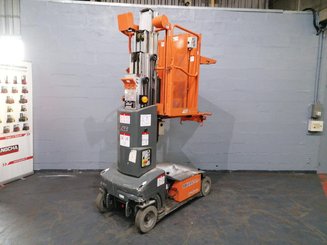 Строительный подъёмник с вертикальной мачтой JLG TOUCAN DUO - 1