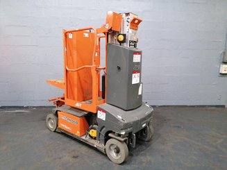 Строительный подъёмник с вертикальной мачтой JLG TOUCAN DUO - 1