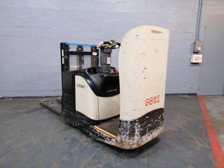 Штабелер с откидной платформой Crown DT3040