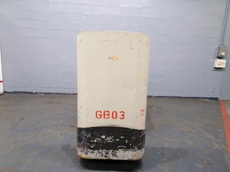 Штабелер с откидной платформой Crown DT3040