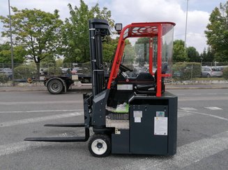 Четырехходовый вилочный погрузчик AMLIFT AGILIFT 3000E - 4