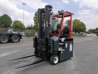 Четырехходовый вилочный погрузчик AMLIFT AGILIFT 3000E