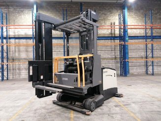 Узкопроходные погрузчики с поворотными вилами Crown TSP6500-1,25 - 8