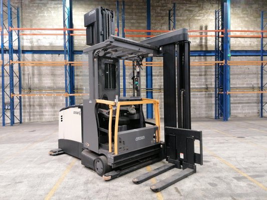 Узкопроходные погрузчики с поворотными вилами Crown TSP6500-1,25 - 1
