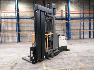 Узкопроходные погрузчики с поворотными вилами Crown TSP6500-1,25 - 6