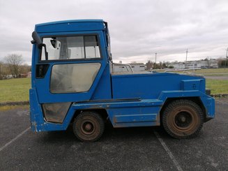 Промышленный тягач Charlatte T135 - 2