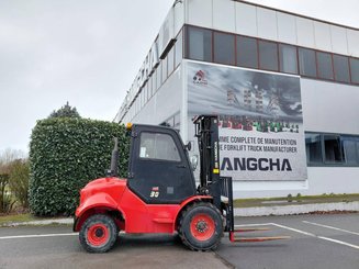 Внедорожный погрузчик Hangcha TT30-2