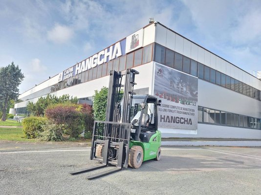 Четырехопорные погрузчики Hangcha XC30i - 1