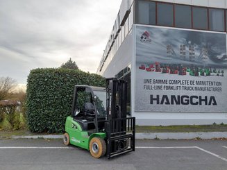 Четырехопорные погрузчики Hangcha XC30i