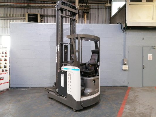 Ричтрак UniCarriers COMPACT UND140 - 1