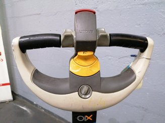 Гидростатический Crown WP3020 - 8