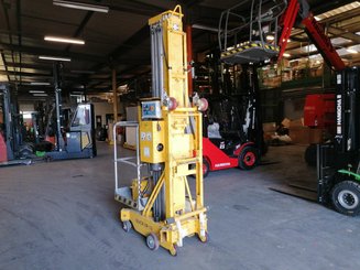 Строительный подъёмник с вертикальной мачтой Haulotte QUICK UP 13