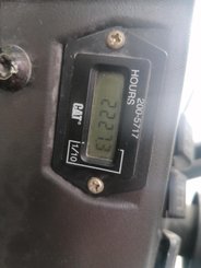 Сочлененный погрузчик Caterpillar 904B