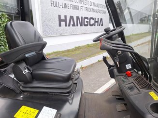 Четырехопорные погрузчики Hangcha XF30D-2