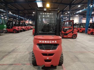 Четырехопорные погрузчики Hangcha XF30D-2