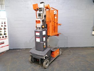 Строительный подъёмник с вертикальной мачтой JLG TOUCAN DUO - 1