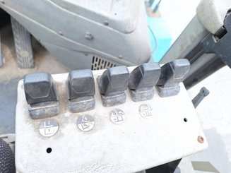 Четырехопорные погрузчики Konecranes SMV12-600B