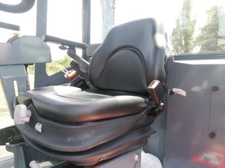 Четырехопорные погрузчики Kalmar DCG160-12 - 10