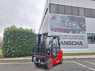 Четырехопорные погрузчики Hangcha XF25G - 1