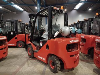 Четырехопорные погрузчики Hangcha XF25G - 1