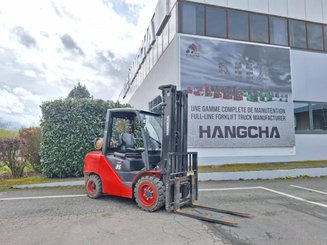 Четырехопорные погрузчики Hangcha XF35G
