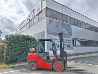 Четырехопорные погрузчики Hangcha XF35G