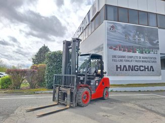 Четырехопорные погрузчики Hangcha XF35G