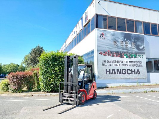 Четырехопорные погрузчики Hangcha XF25D - 1