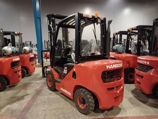 Четырехопорные погрузчики Hangcha XF25D