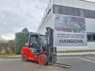 Четырехопорные погрузчики Hangcha XF35G