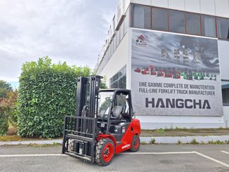 Четырехопорные погрузчики Hangcha XF35G