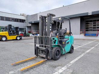 Четырехопорные погрузчики Mitsubishi FG25NT